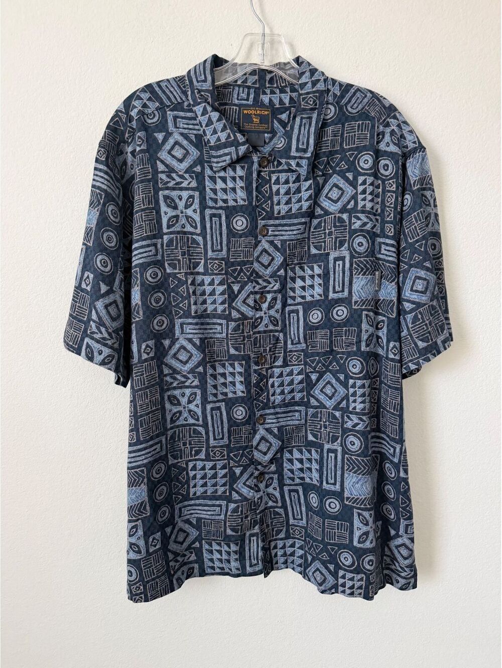 Woolrich Short Sleeve Button Up Blue Tone Midnight Tikki Vacay Shirt Size L